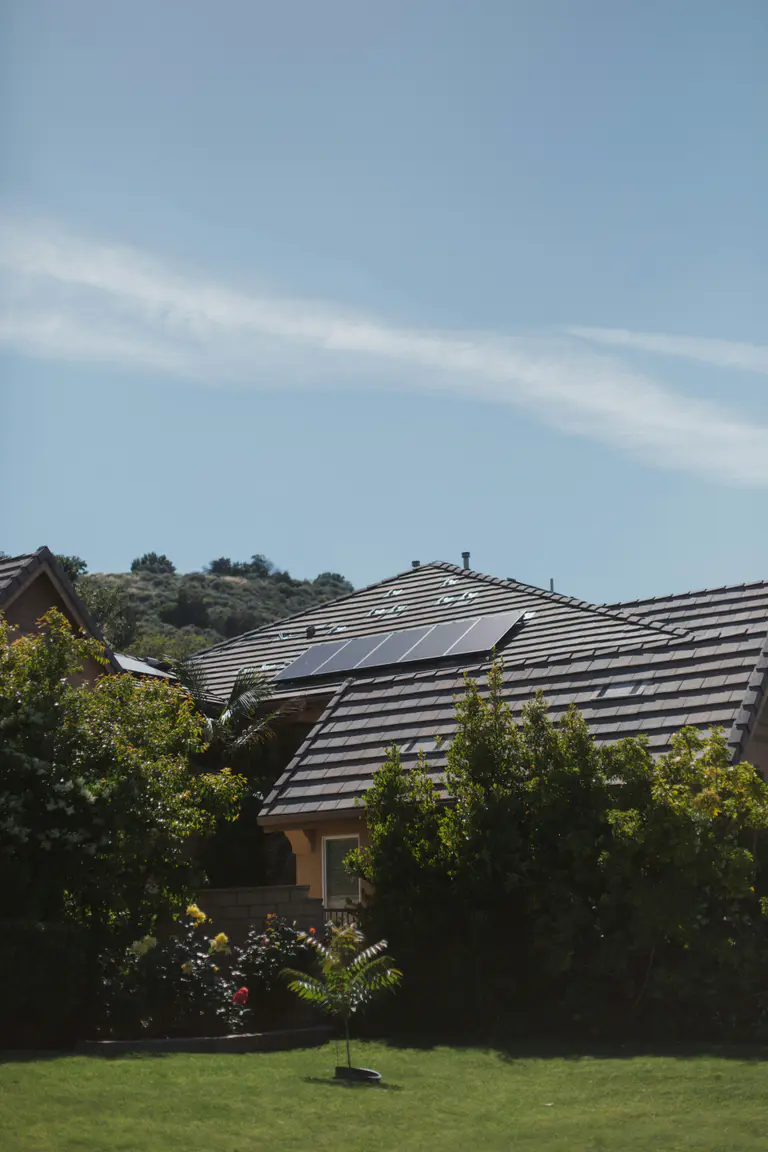 Save Money Instantly With Reliable Home Solar Solutions